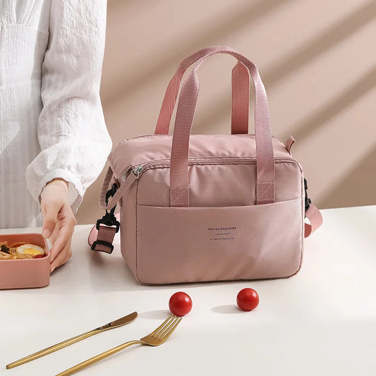 Lunch Bag with Thermal Insulated Interior – Functional & Stylish