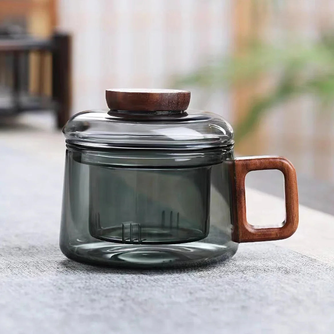 200ml Wooden Handle Glass Tea Cup with Lid & Filter – Heat-Resistant Glass Teacup with Tea Strainer