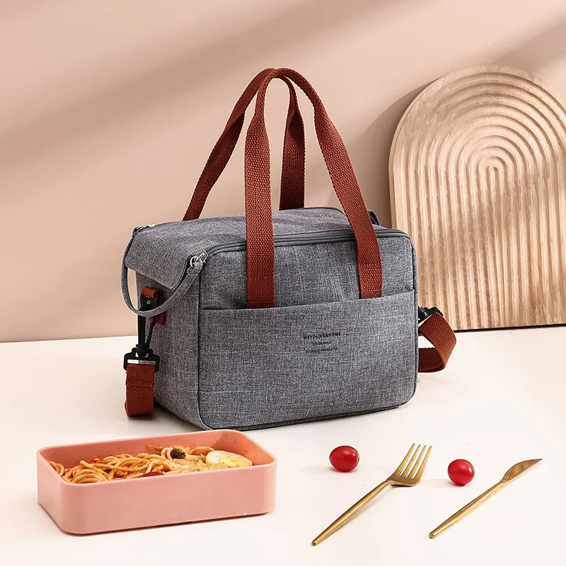 Lunch Bag with Thermal Insulated Interior – Functional & Stylish