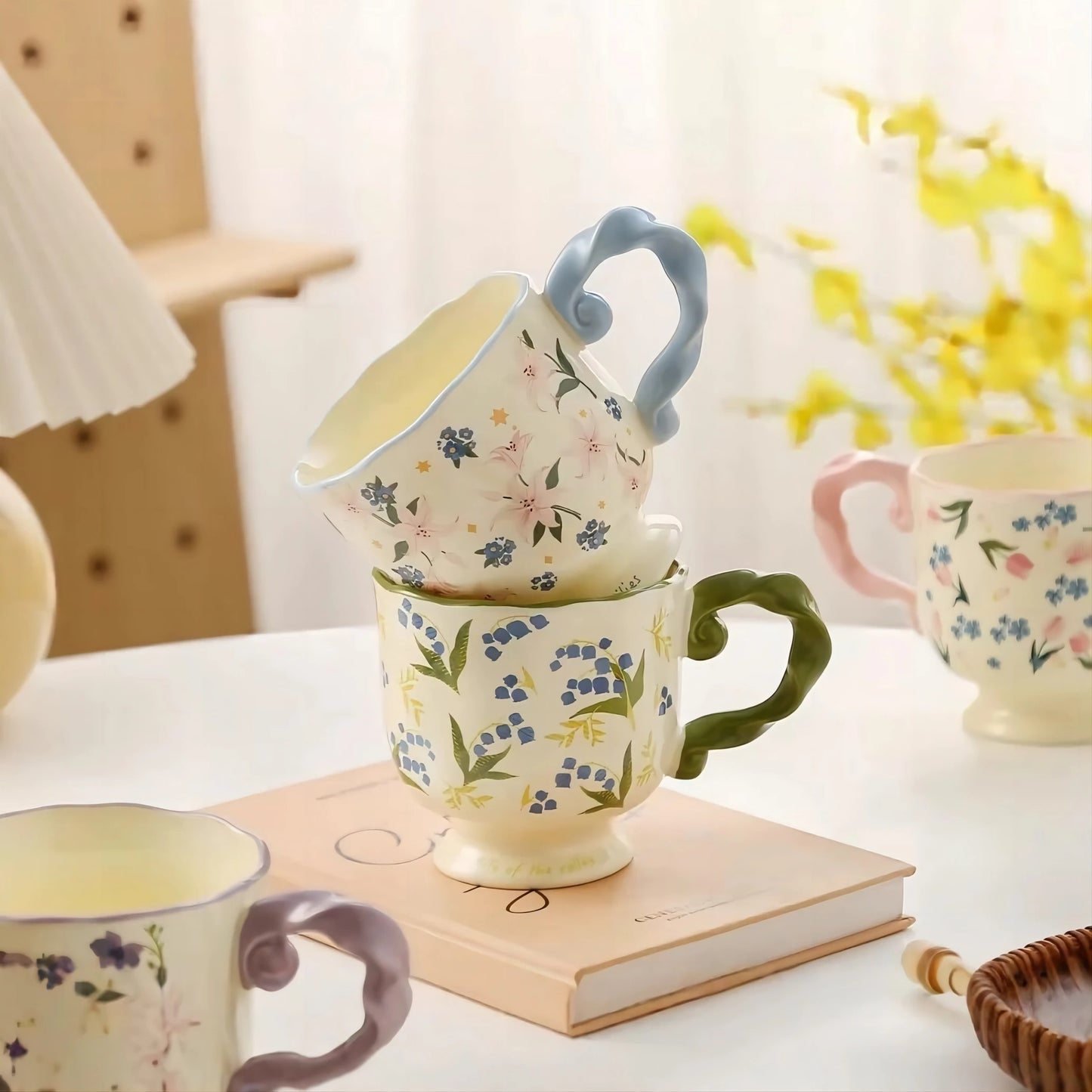 300ml Floral Vintage Retro Mug – Beautiful Coffee & Tea Cup