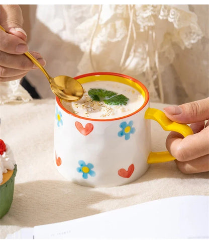 Cute Heart Shaped Ceramic Mug – 400ml