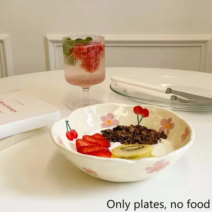 Hand-Painted Ceramic Bowl – Cream Porcelain with Floral Design (17.5 x 5cm)